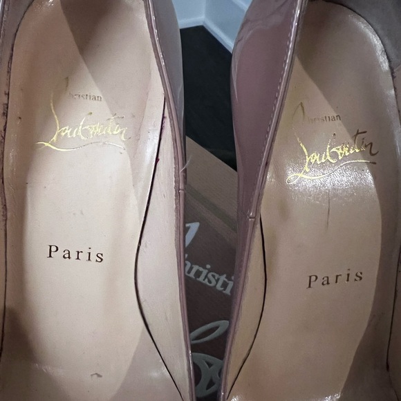 CHRISTIAN LOUBOUTIN So Kate Iconic Pump - Picture 12 of 12
